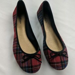 Kelly & Katie *10* plaid flats NWOT